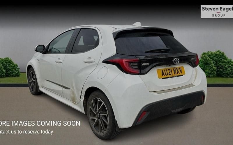 Used Toyota Yaris Hybrid Design 116 HP (85 kW) 2026 Hatchback