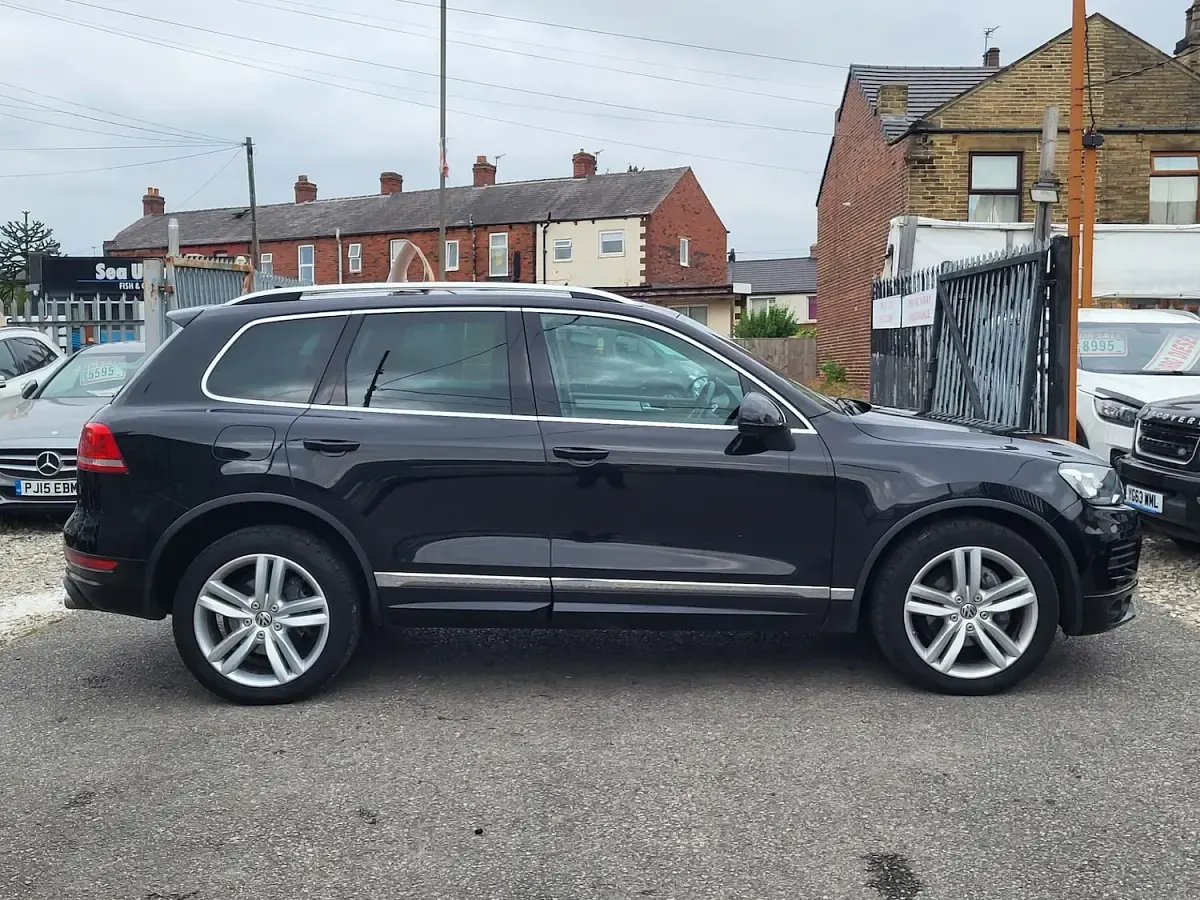 Used VW Touareg 2012 Black SUV