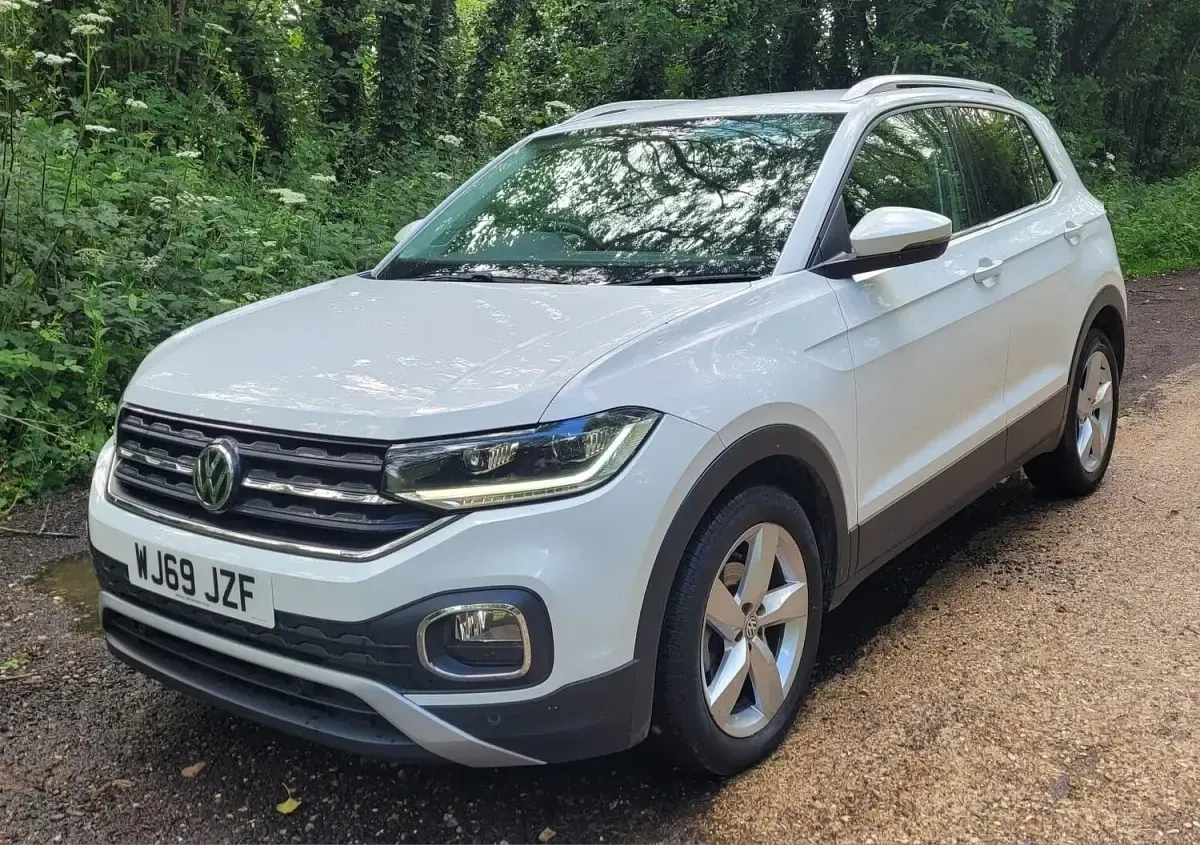Used VW T-Cross SEL 115 HP (84 kW) 2019 White SUV