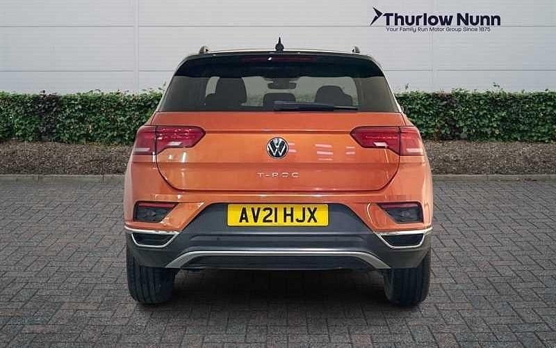 Used VW T-Roc Design 115 HP (84 kW) 2021 Orange SUV