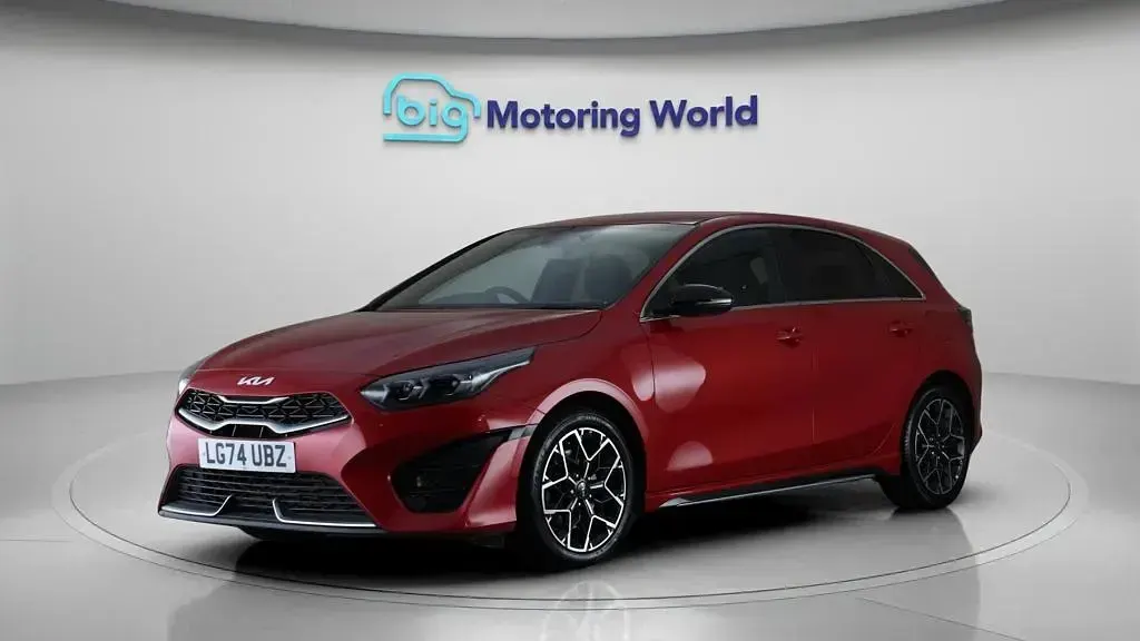 Used Kia Ceed GT-Line 138 HP (101 kW) 2024 Red Hatchback