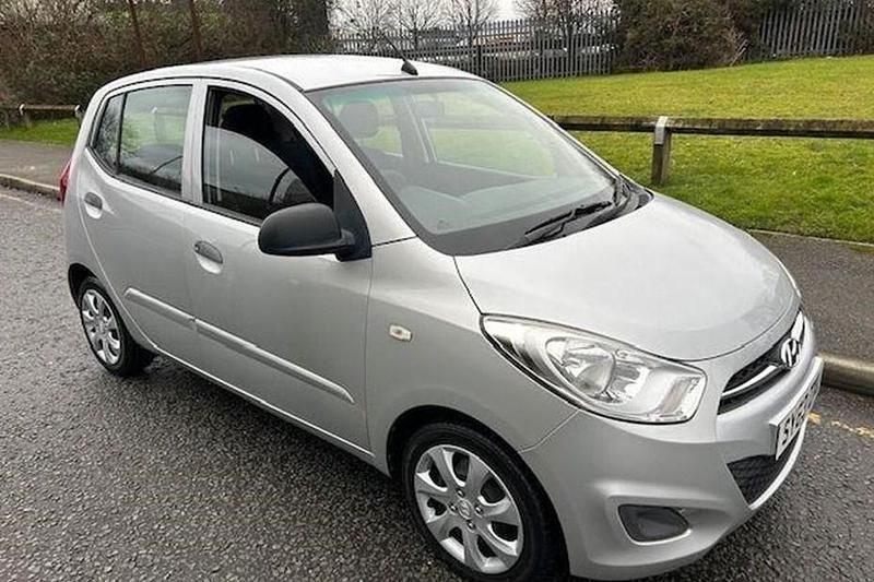 Silver Used 2014 Hyundai i10 Classic Hatchback | £3,485 (Super price) - Image 1/1