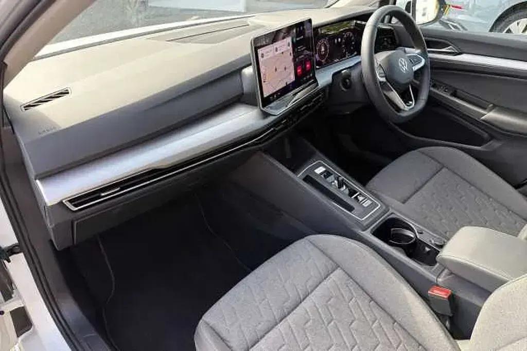 Used VW Golf VIII 150 HP (110 kW) 2025
