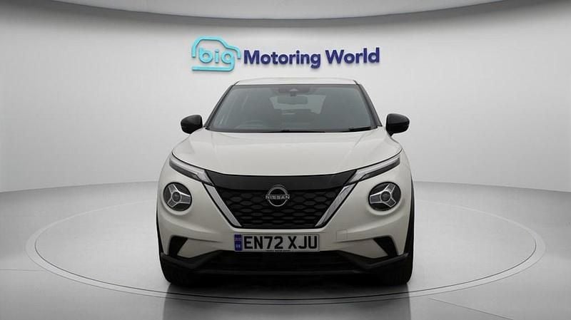 Used Nissan Juke N-Connecta 143 HP (105 kW) 2023 White SUV