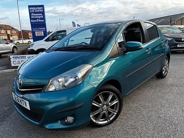Blue Used 2012 Toyota Yaris SR Hatchback | £4,995 (Fair price) - Image 1/4