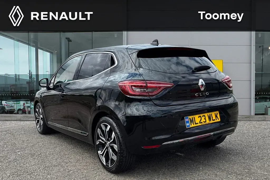 Used Renault Clio Techno 140 HP (102 kW) 2023 Black Hatchback