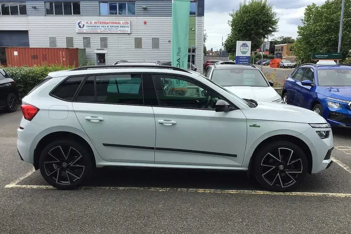Used Skoda 110 R Monte Carlo 81 HP (59 kW) 2023 Moon white metallic Estate
