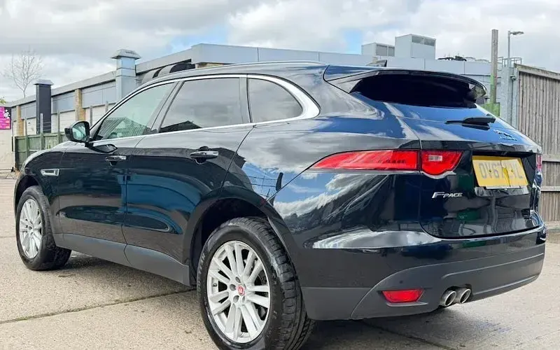 Second-hand Jaguar F-Pace Portfolio 179 CP (131 kW) 2020 SUV