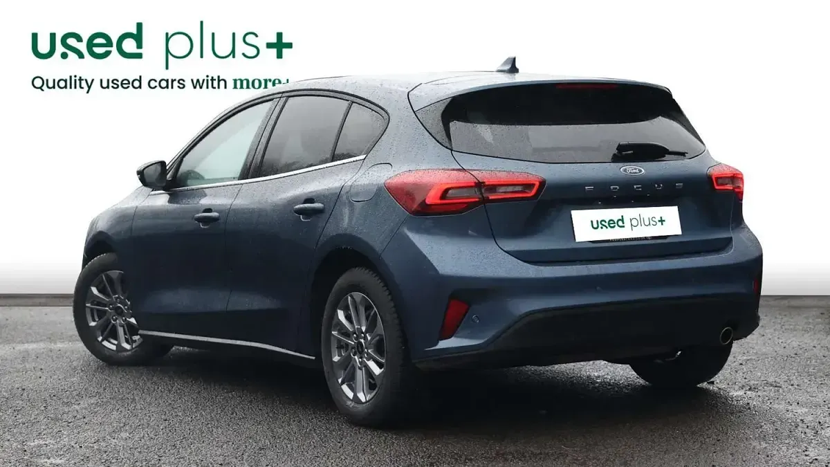 Used Ford Focus Titanium 2022 Blue Hatchback