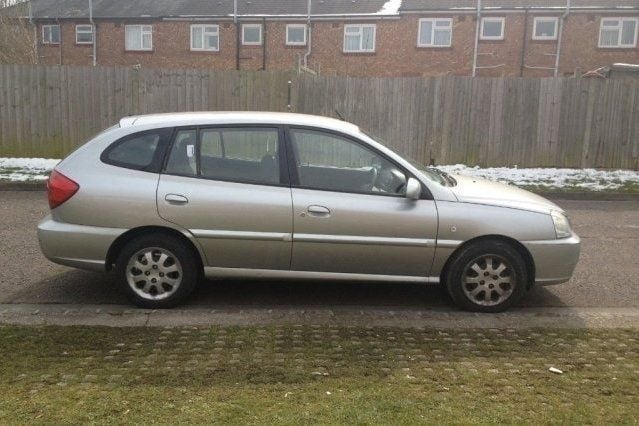 Used Kia Rio 80 HP (58 kW) 2004 Hatchback