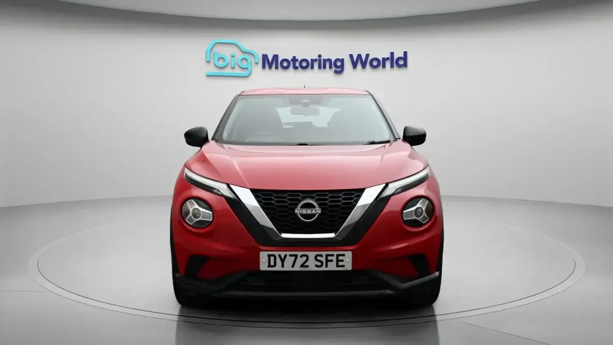 Used Nissan Juke Acenta 114 HP (83 kW) 2022 Red SUV