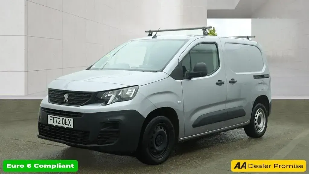Used Peugeot Partner Premium 102 HP (75 kW) 2023 Grey MPV