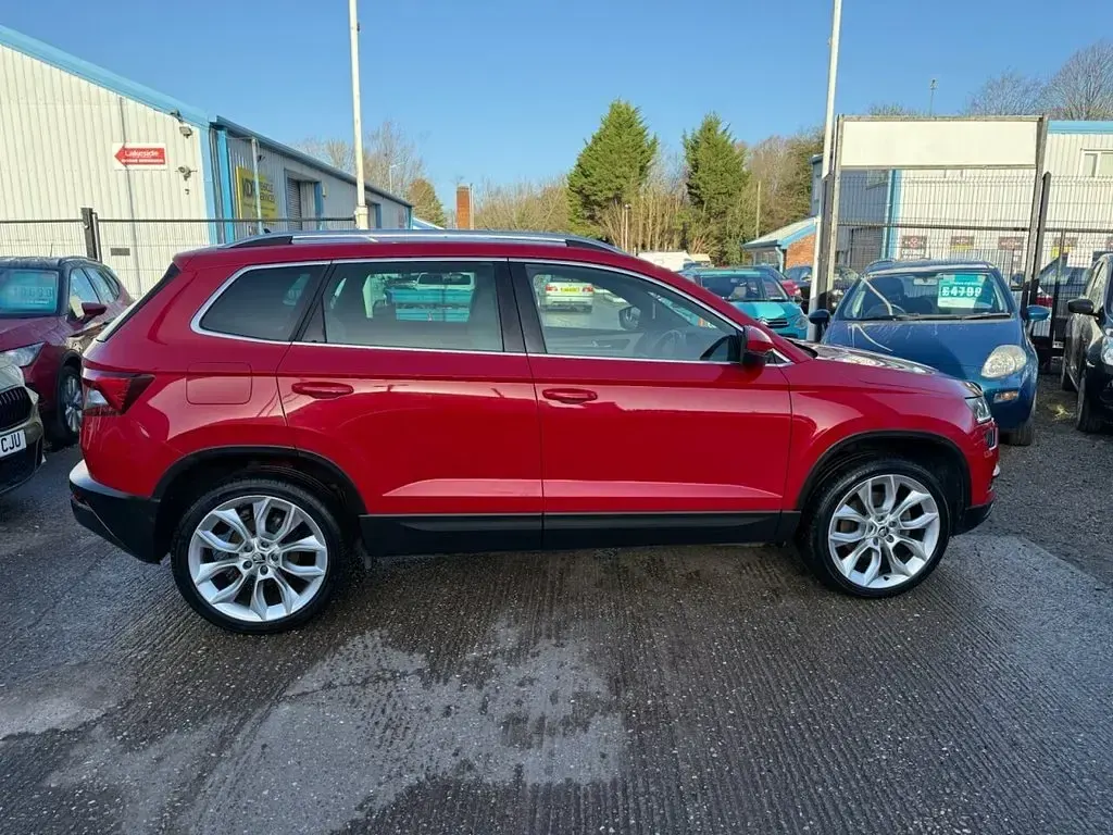Used Skoda Karoq 150 HP (110 kW) 2018 Red SUV