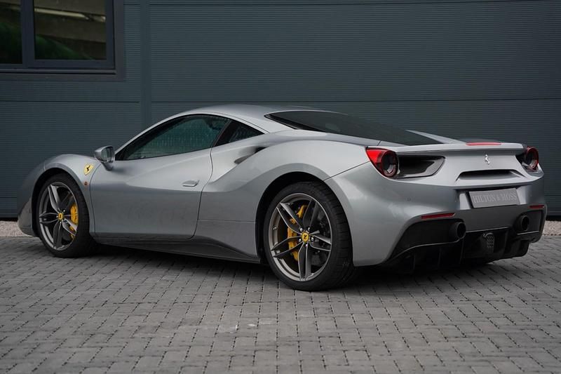 Used Ferrari 488 661 HP (486 kW) 2022 Grigio titanio Coupe
