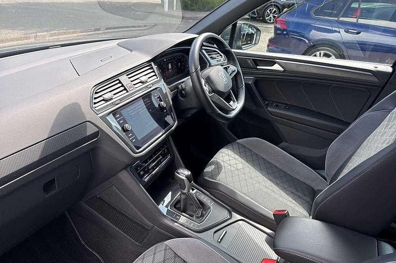 Image 2/4