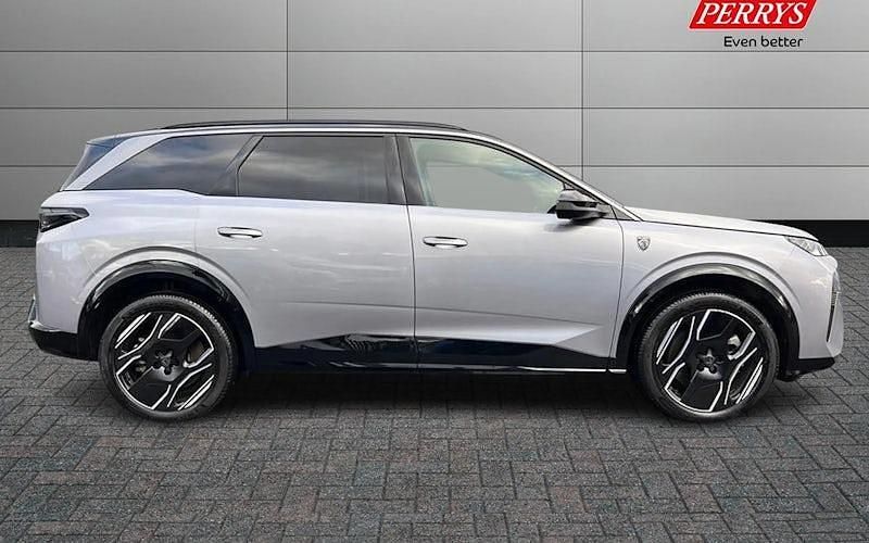 Used Peugeot e-5008 GTi 156 kW (213 HP) 2025 SUV