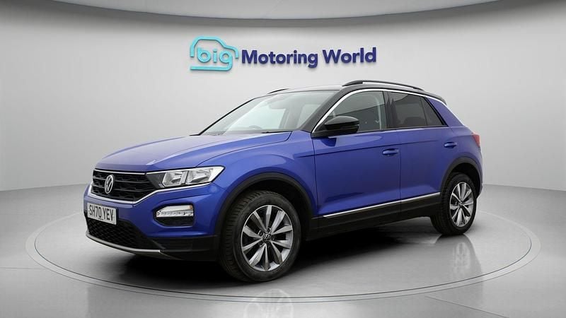 Used VW T-Roc Design 150 HP (110 kW) 2020 Blue SUV