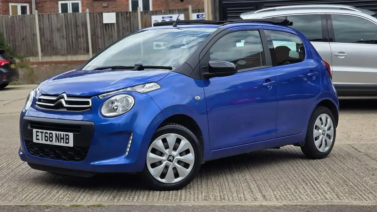 Used Citroën C1 Feel 2019 Blue Hatchback
