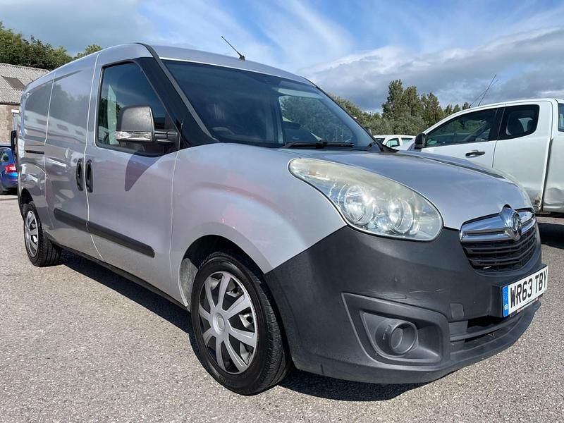 Used Vauxhall Combo 2013 Silver MPV
