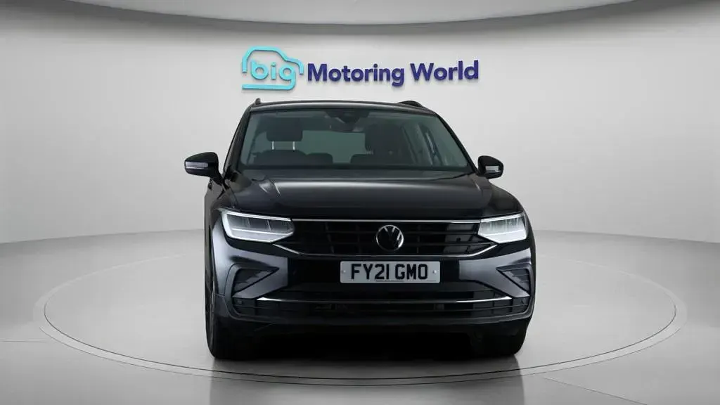 Used VW Tiguan S 150 HP (110 kW) 2021 Black SUV