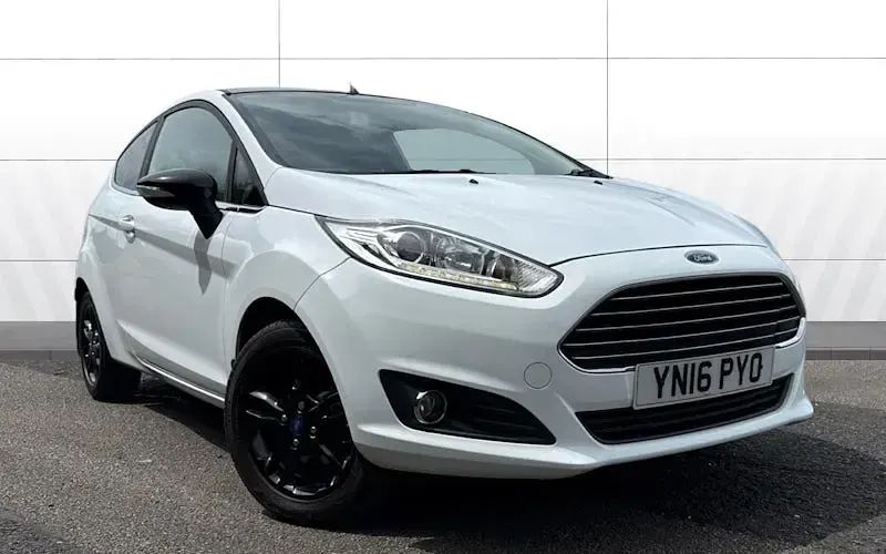 Used Ford Fiesta Zetec 82 HP (60 kW) 2016 Hatchback