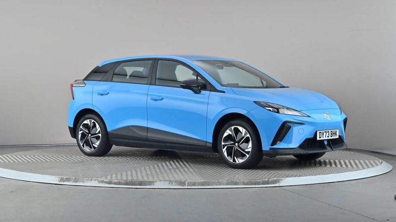 Blue Used 2023 MG MG4 EV SE Hatchback | £14,498 (Good price) - Image 1/4