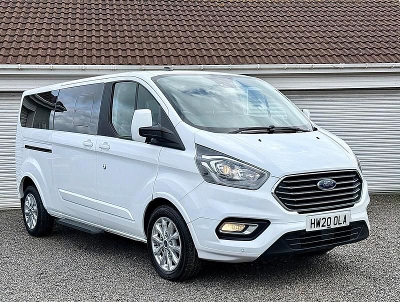 Used Ford Tourneo Titanium 130 HP (95 kW) 2020 White MPV