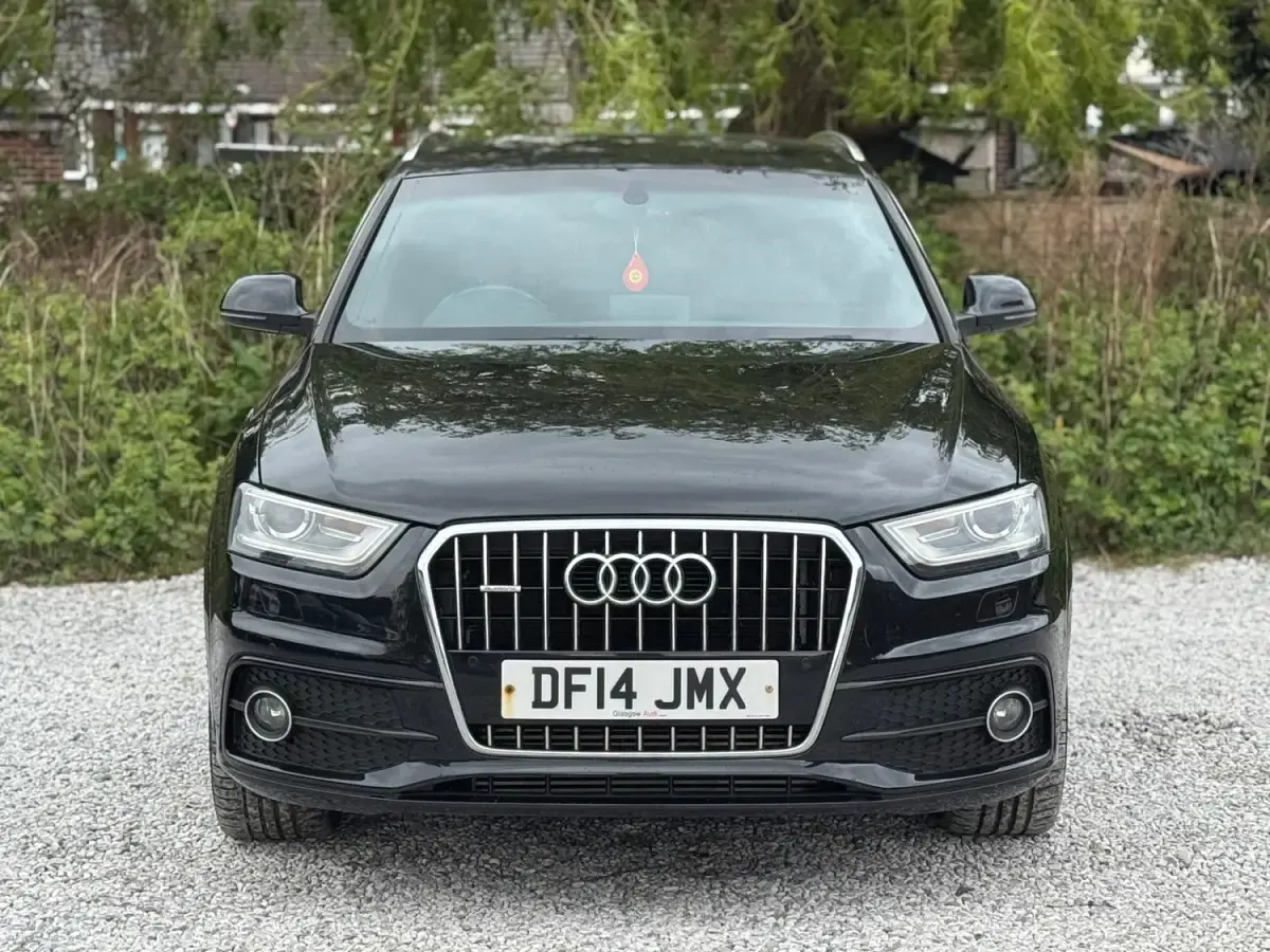 Second-hand Audi Q3 S-line plus 177 CP (130 kW) 2014 Negru SUV
