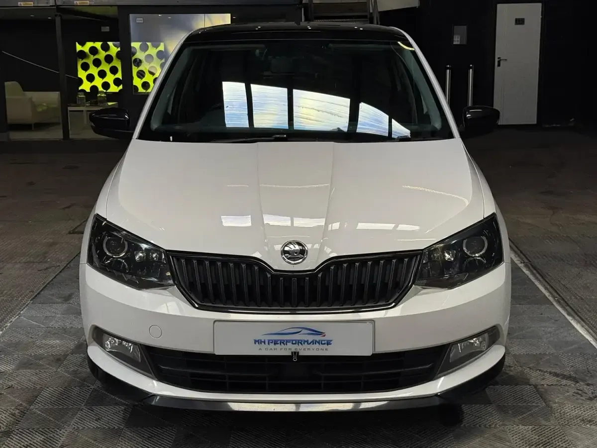 Used Skoda Fabia Monte Carlo 2017 White Hatchback
