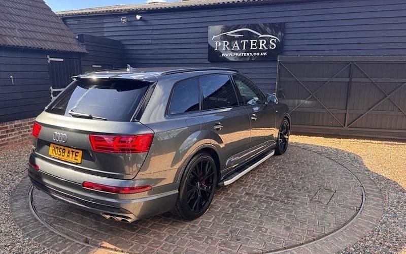 Used Audi SQ7 Design 435 HP (319 kW) 2017 Grey SUV