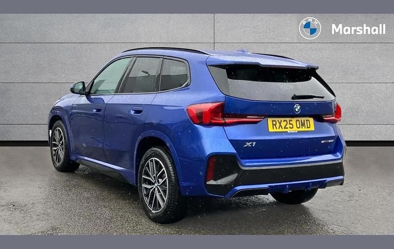 Usado BMW X1 M Sport 170 HP (125 kW) 2025 Azul SUV