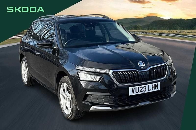 Used Skoda 110 R SE 81 HP (59 kW) 2023 Black magic pearl effect Estate