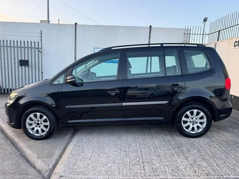 Used VW Touran S 105 HP (77 kW) 2011 Black MPV
