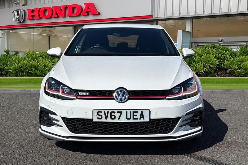 Begagnad VW Golf VII GTI 2017 Vit Halvkombi