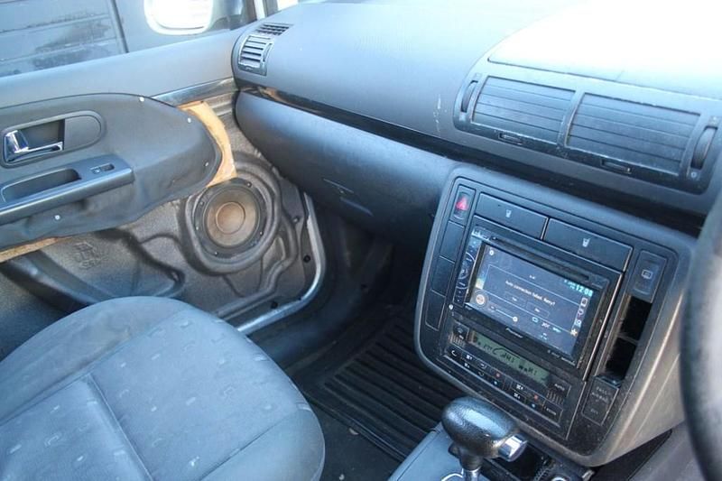 Used VW Sharan S 115 HP (84 kW) 2006 Reflex silver metallic MPV