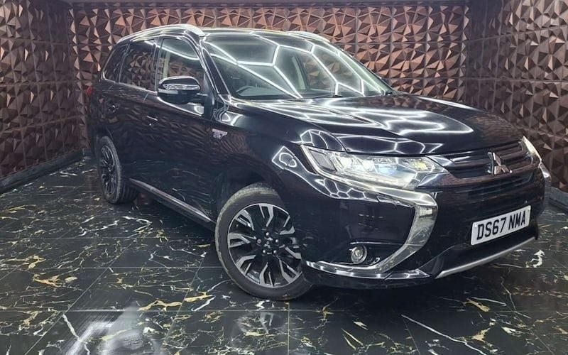 Used Mitsubishi Outlander P-HEV 203 HP (149 kW) 2018 Estate