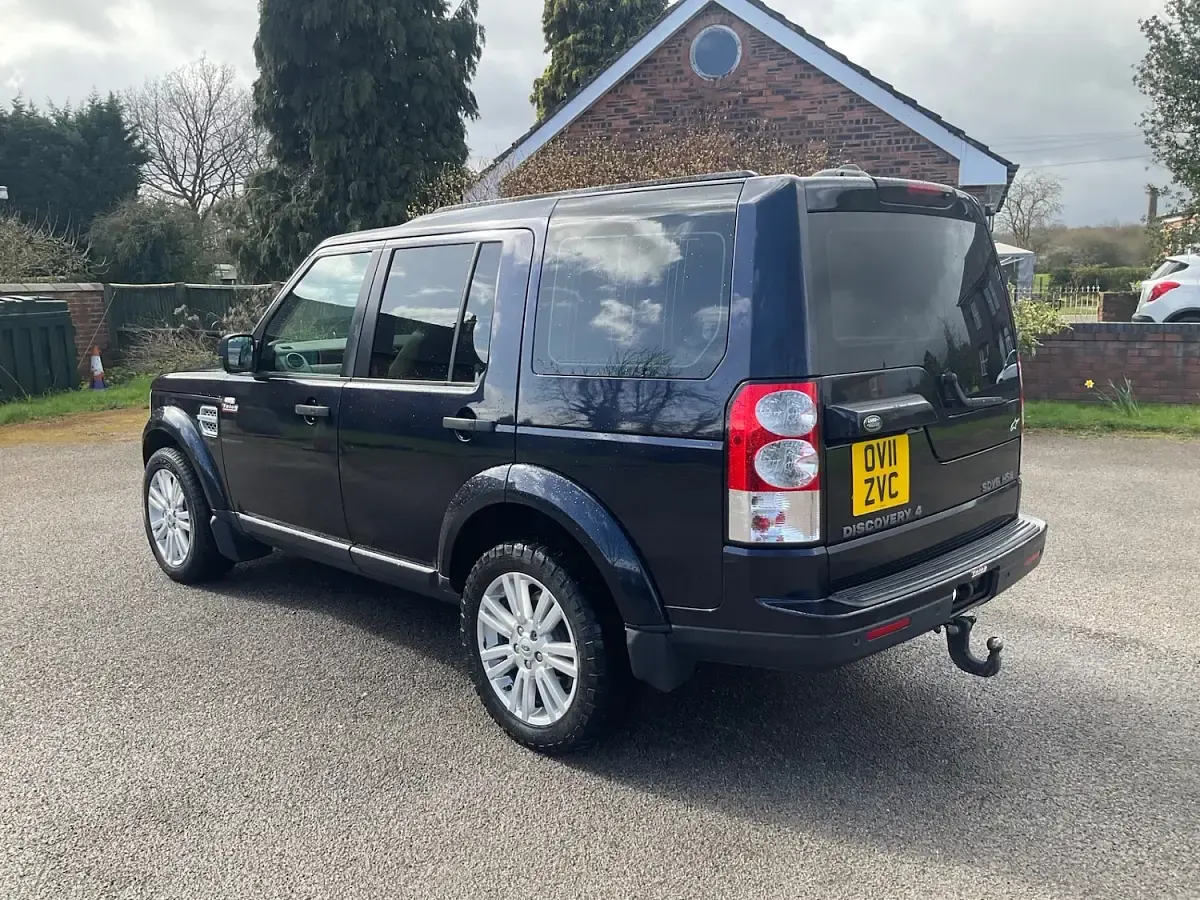 Used Land Rover Discovery 4 HSE 2011 Blue SUV
