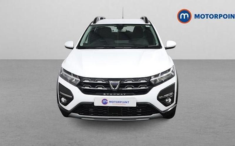 Used Dacia Sandero Prestige 91 HP (66 kW) 2022 White Hatchback
