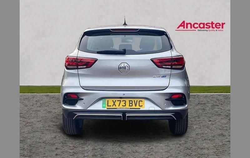 Used MG ZS SE 130 kW (177 HP) 2023 Silver SUV