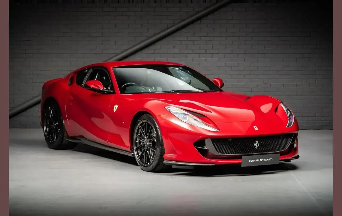 Used Ferrari 812 788 HP (579 kW) 2018 Red Coupe