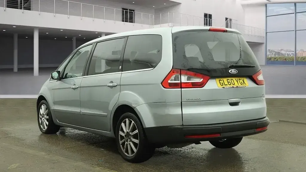 Begagnad Ford Galaxy Ghia 2010 Silver Minibuss