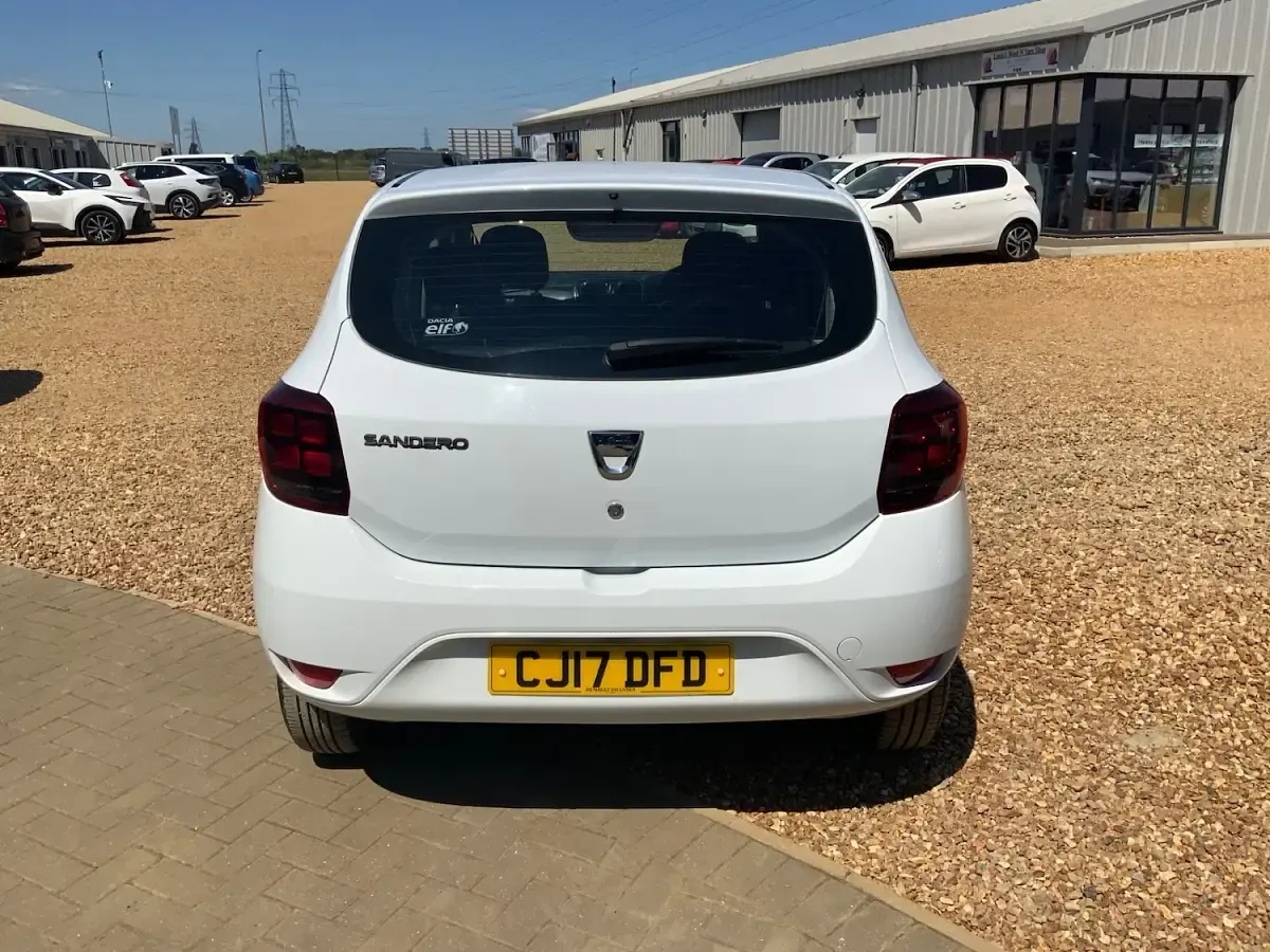 Used Dacia Sandero Ambiance 2017 White Hatchback