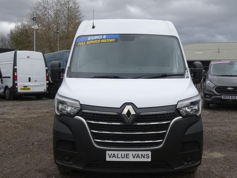 Used Renault Master Business 2022 White MPV