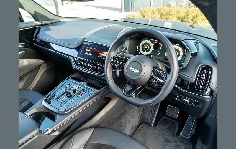 Used Aston Martin DBX 707 697 HP (512 kW) 2025 Grey SUV