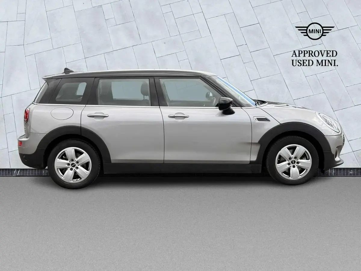 Used Mini Cooper Clubman Classic 134 HP (98 kW) 2023 Silver Estate