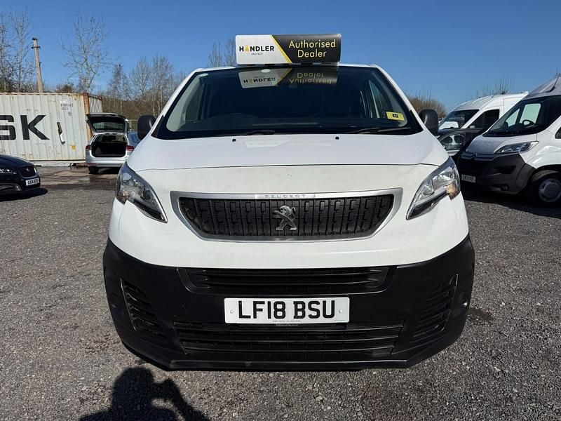 Used Peugeot Expert 115 HP (84 kW) 2018 White Van