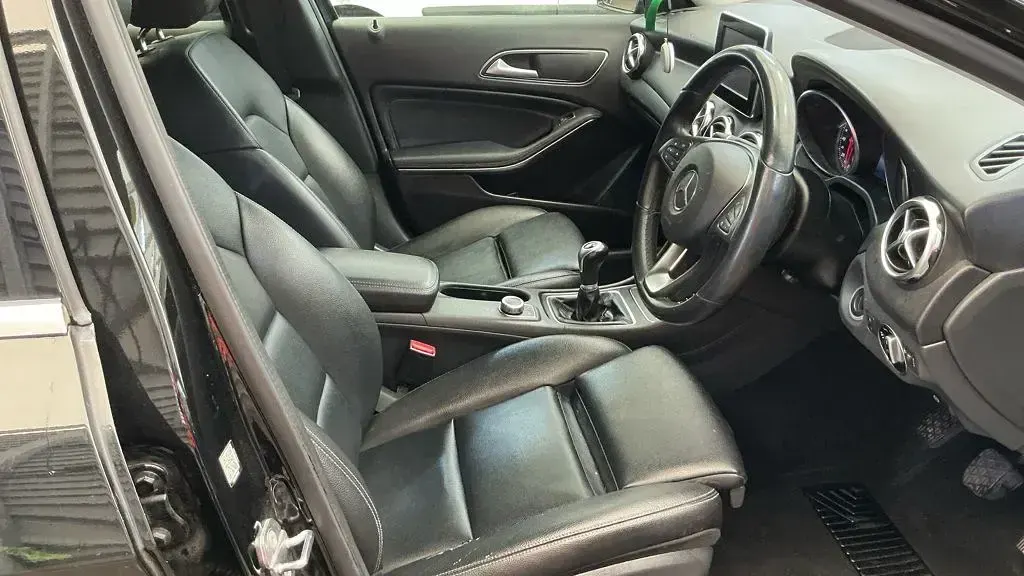 Used Mercedes GLA200 Executive 156 HP (114 kW) 2019 Black SUV