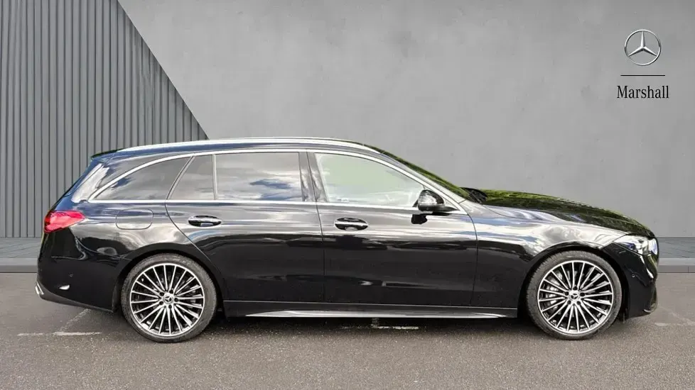 Used Mercedes C200 AMG Line Premium Plus 204 HP (150 kW) 2025 Black