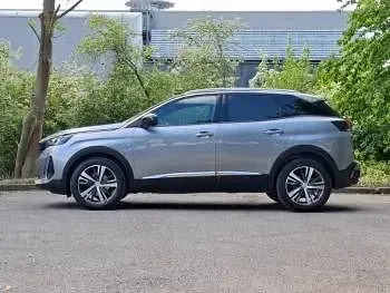Used Peugeot 3008 Allure+ 131 HP (96 kW) 2023 Grey SUV