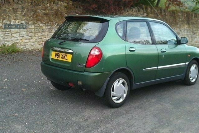Used Daihatsu Sirion 2000 Hatchback